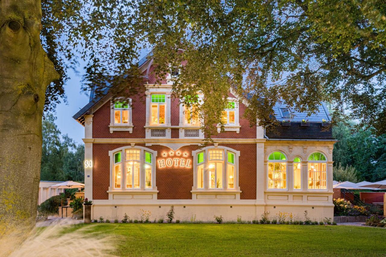 Parkhotel Jever Exterior photo