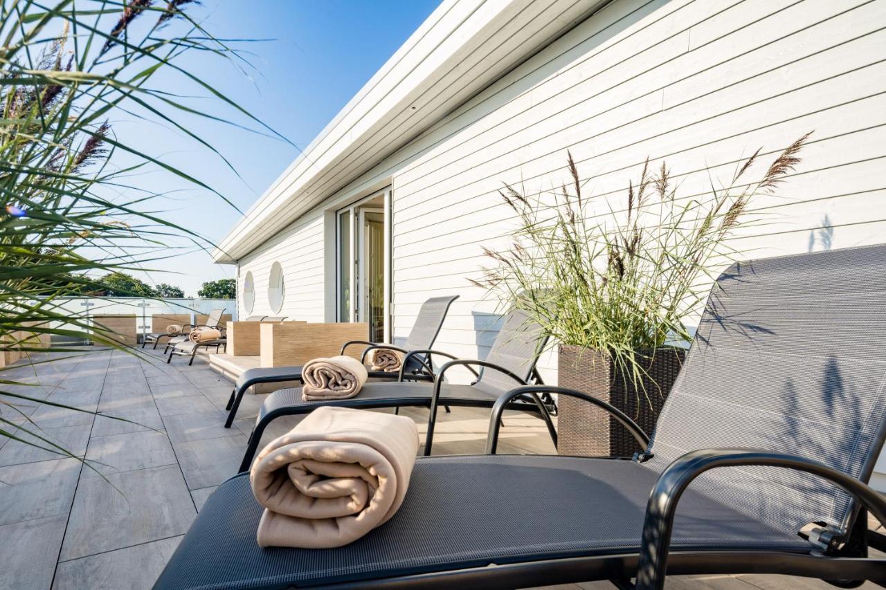 Parkhotel Jever Exterior photo